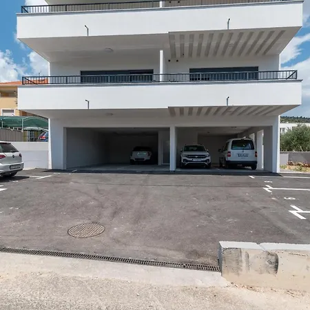 New Bridge Apartamento Trogir